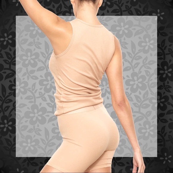 SKIMS Boyfriend Collection Tank in Sand size Small - Picture 3 of 4